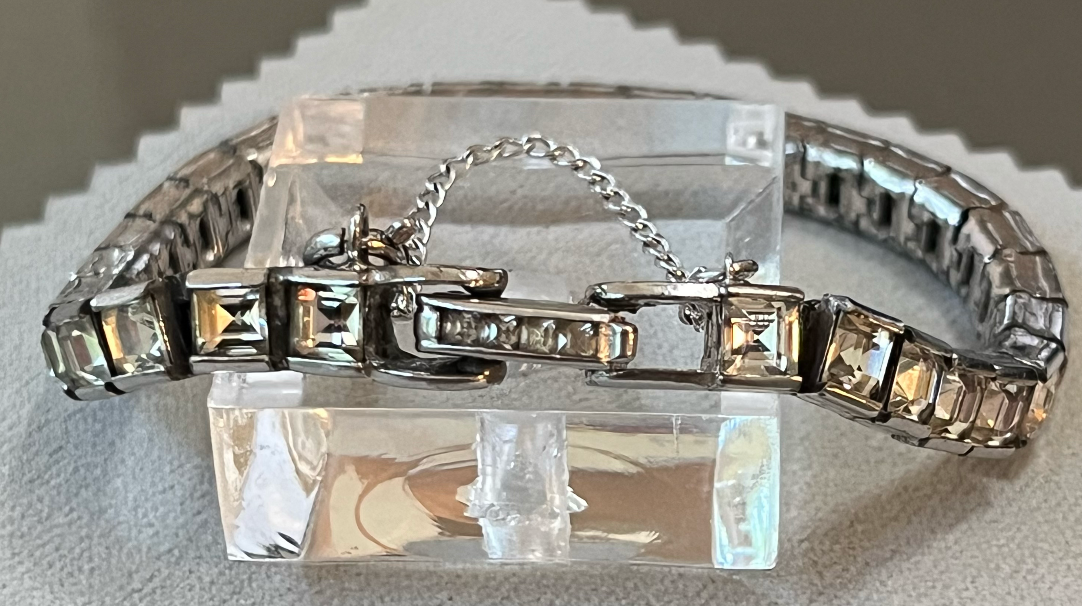 Ciner Tennis Bracelet