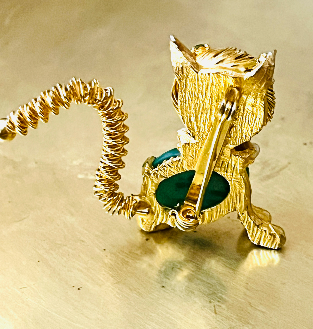 Spaghetti Wire Kitty Brooch
