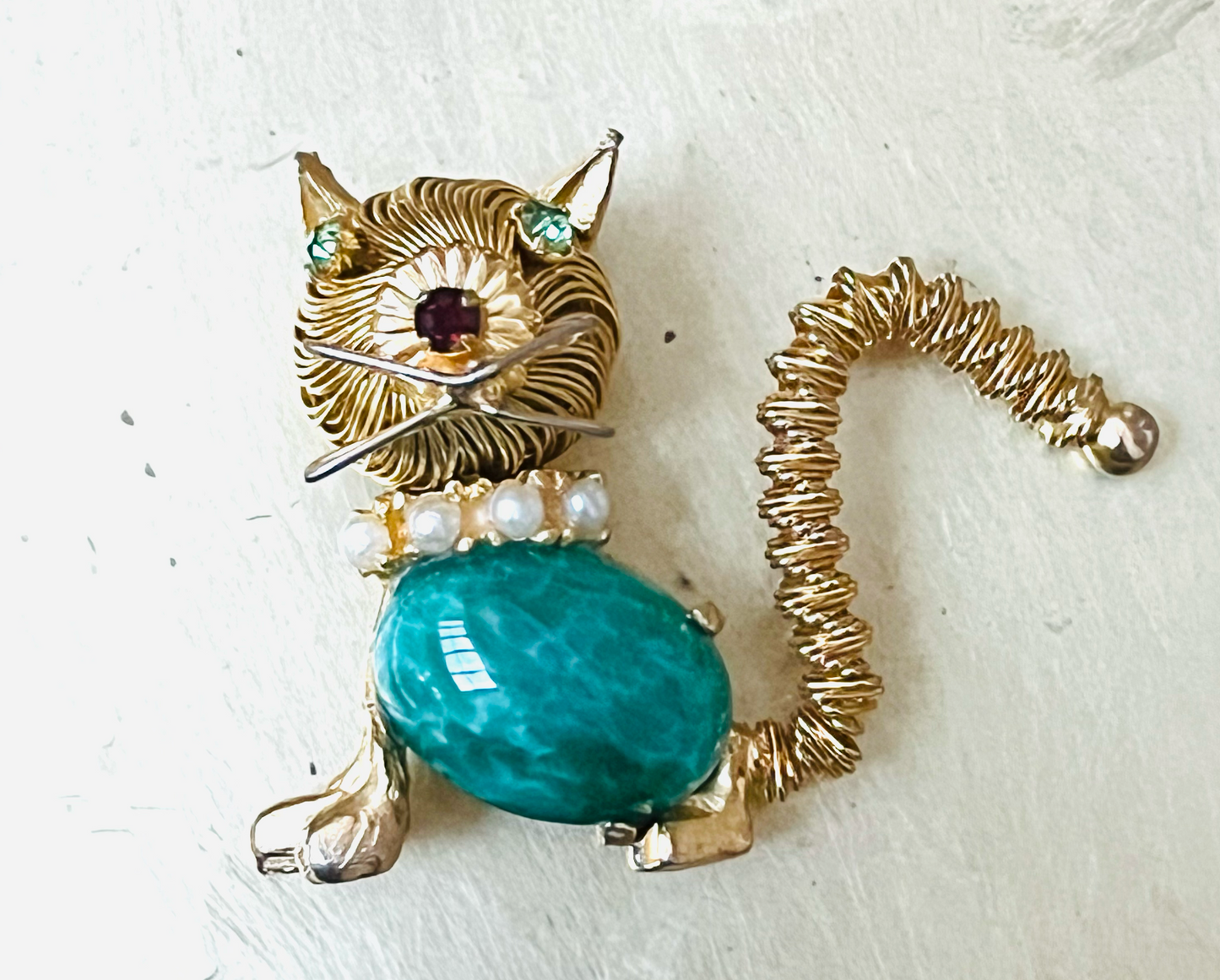 Spaghetti Wire Kitty Brooch