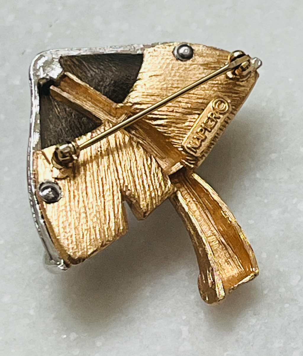 Napier Mushroom Brooch