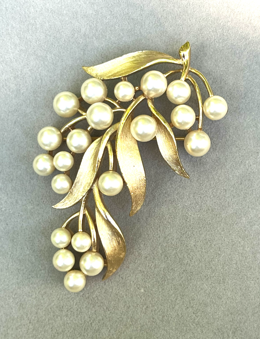 Trifari "Vineyard" Brooch