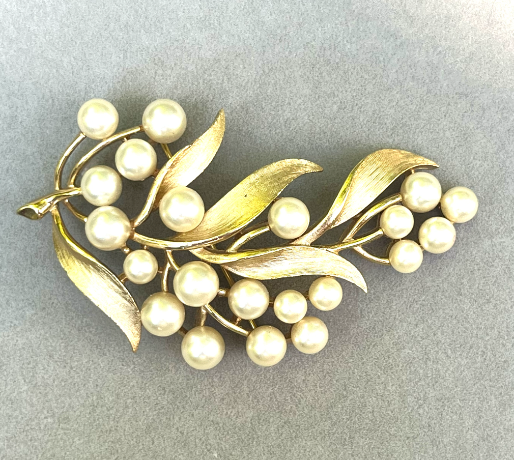Trifari "Vineyard" Brooch