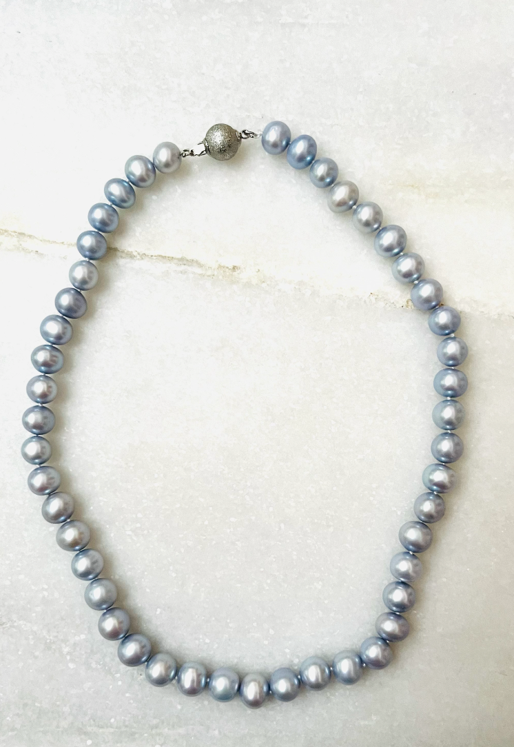 17" Gray Blue Cultured Pearl Strand With Textured Ball Clasp