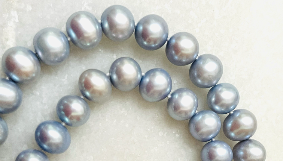 17" Gray Blue Cultured Pearl Strand With Textured Ball Clasp