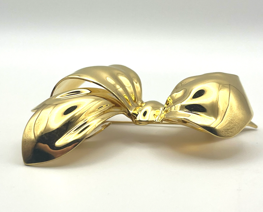 Monet Big Bow Brooch