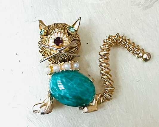 Spaghetti Wire Kitty Brooch