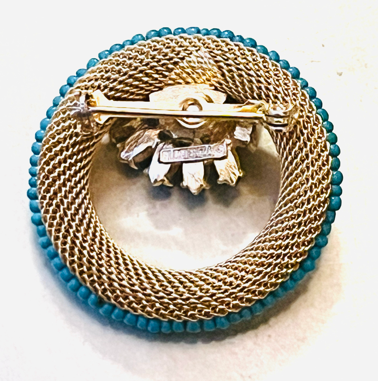 Florenza Mesh Wreath Brooch