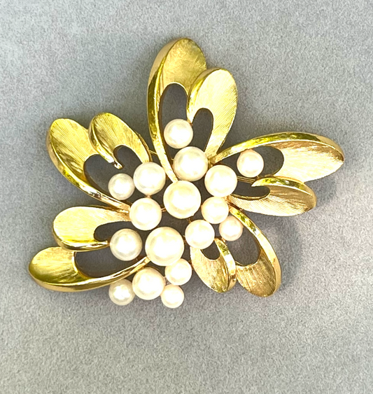Trifari Mod Leaf Brooch