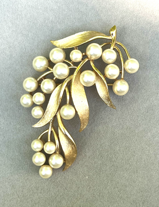 Trifari "Vineyard" Brooch