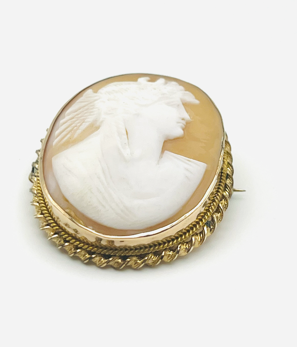 Victorian Aurora Cameo