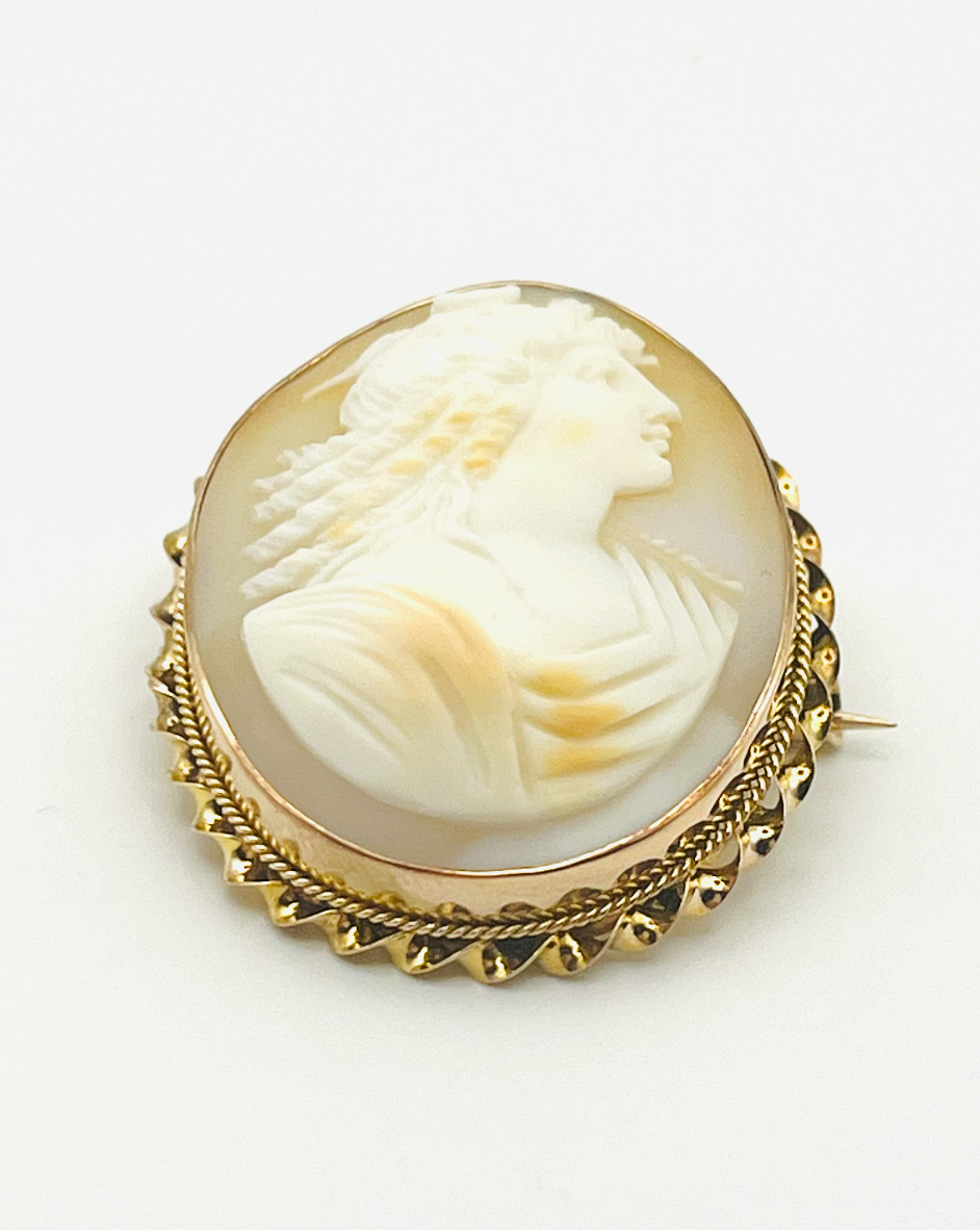 10K Victorian Brooch