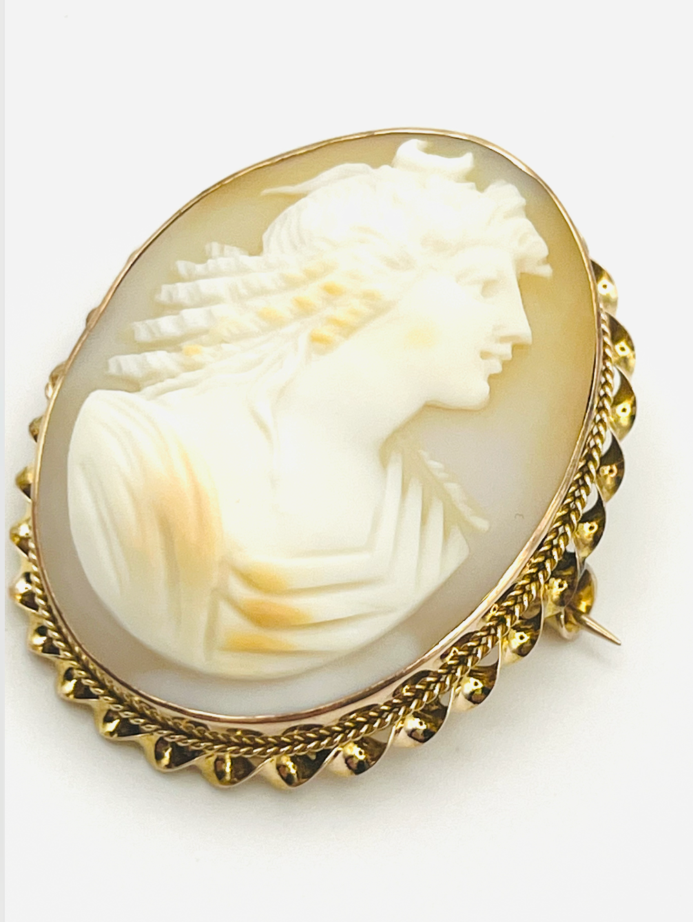 10K Victorian Brooch
